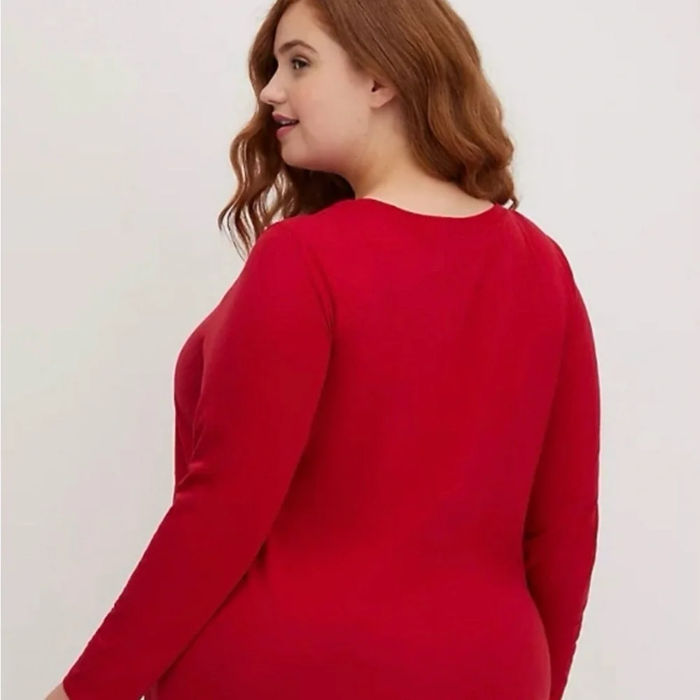 Torrid Marvel Iron Man Graphic Long Sleeve Tee Red Plus Size 1X Avengers Shirt - Picture 4 of 9